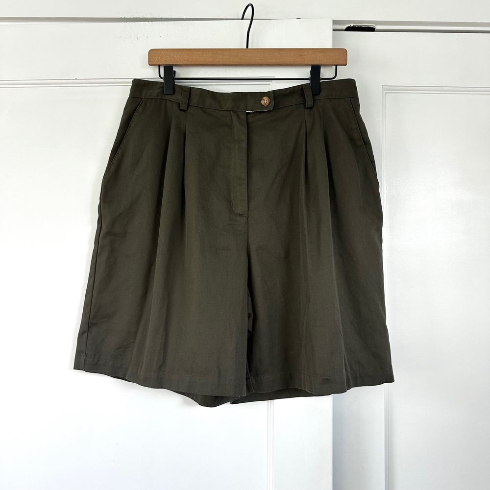 Vintage Karen Scott Olive Pleated Bermuda Shorts High Waist Wide Leg Y2K 16